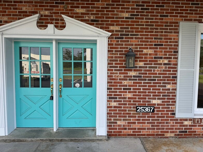 More Photos Of 25367 Lankford Hwy, Onley Light Distribution For Lease