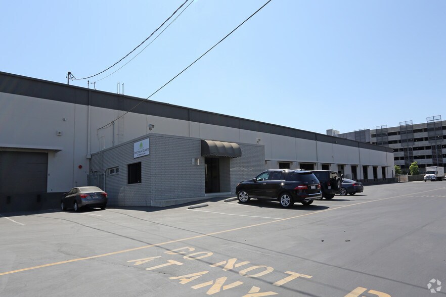 More Photos Of 1222 E Howell Ave, Anaheim Distribution For Lease