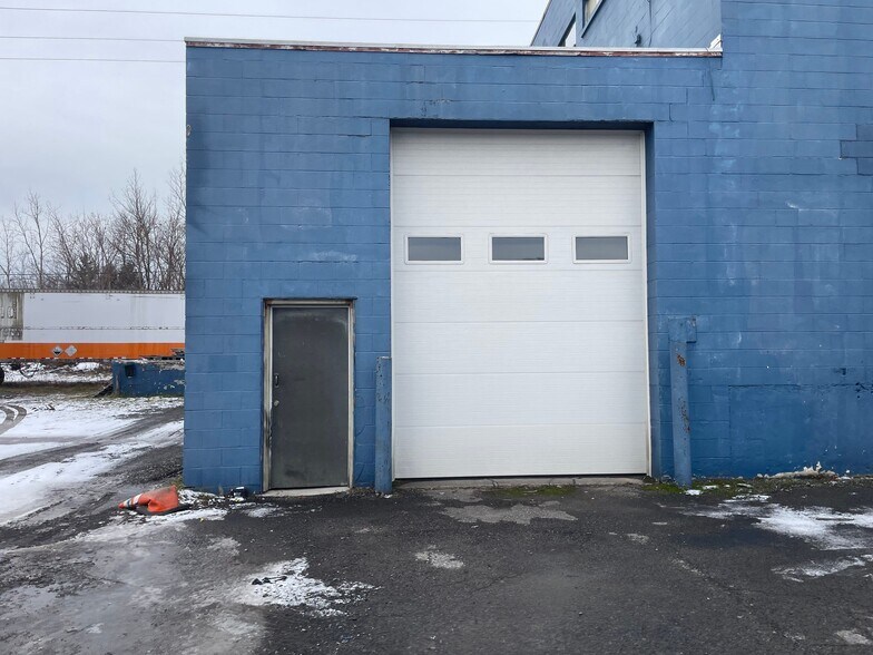 More Photos Of 745 Walden ave, Buffalo Manufacturing For Lease