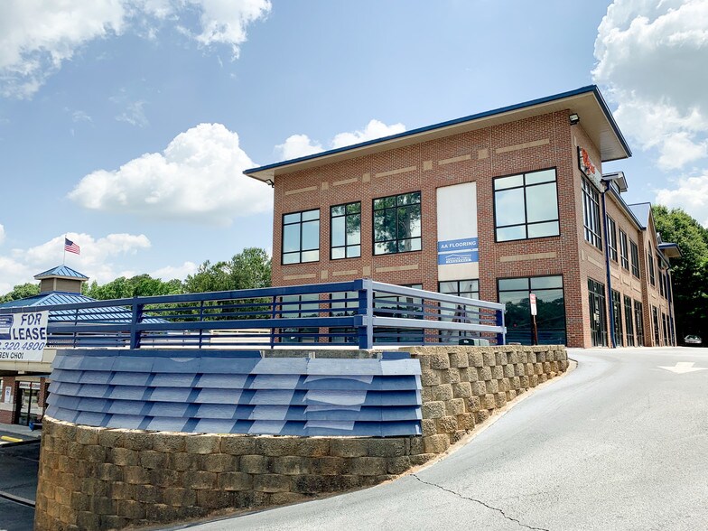 More Photos Of 4353 Tilly Mill Rd, Atlanta Loft Creative Space For Lease