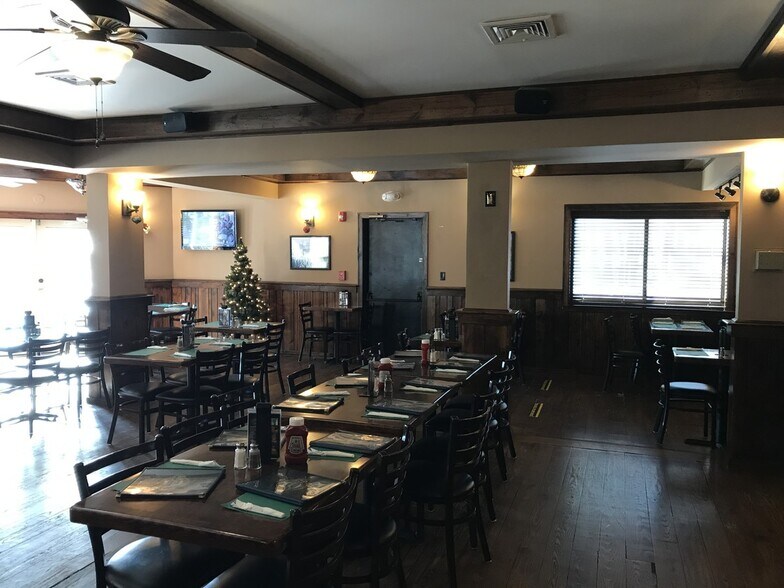 More Photos Of 130 Mount Pleasant Rd, Newtown Restaurant For Sale