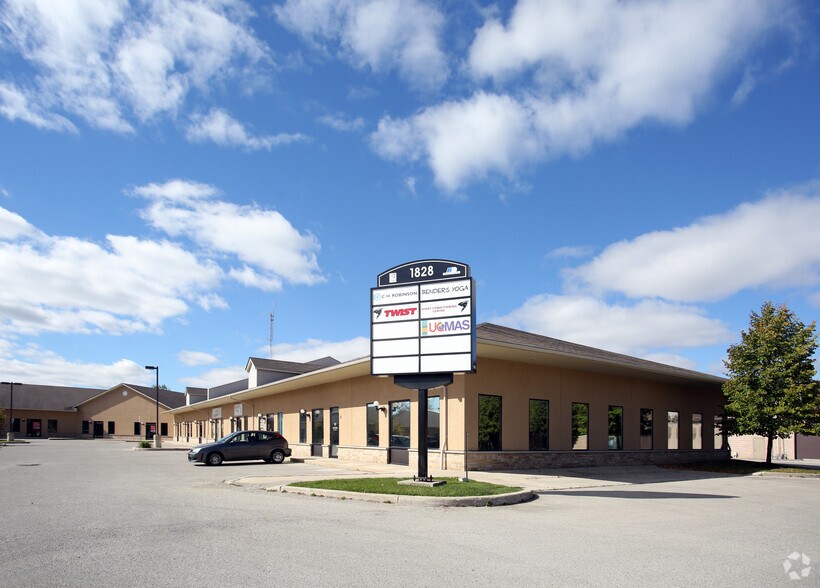 Primary Photo Of 1828 Blue Heron Dr, London Service For Lease