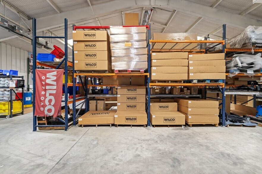 More Photos Of 101 John Kelly St, Burnet Industrial For Sale