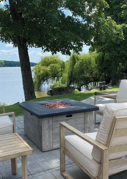 More Photos Of 80 Shady Harbor Dr, New Baltimore Restaurant For Lease