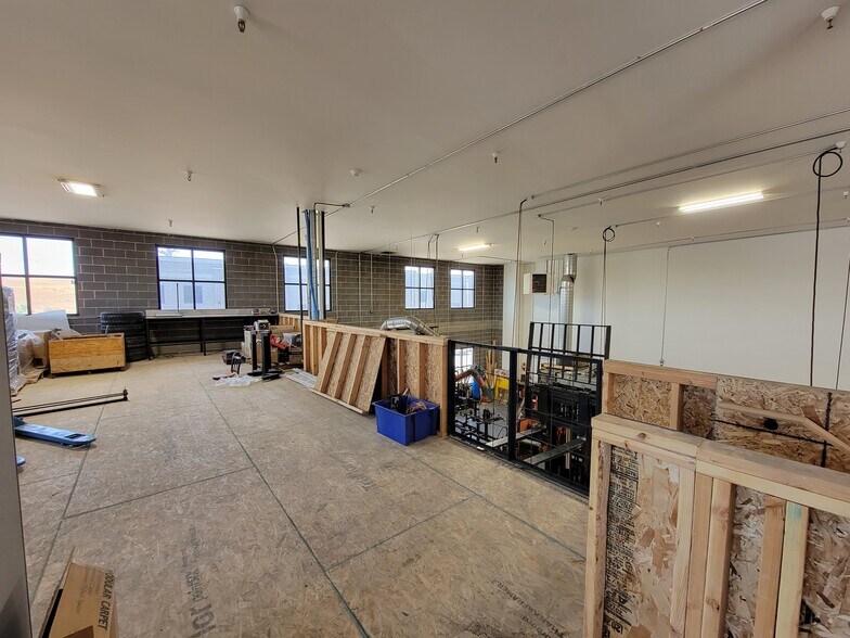 More Photos Of 32 S 1800 W, Lindon Warehouse For Lease