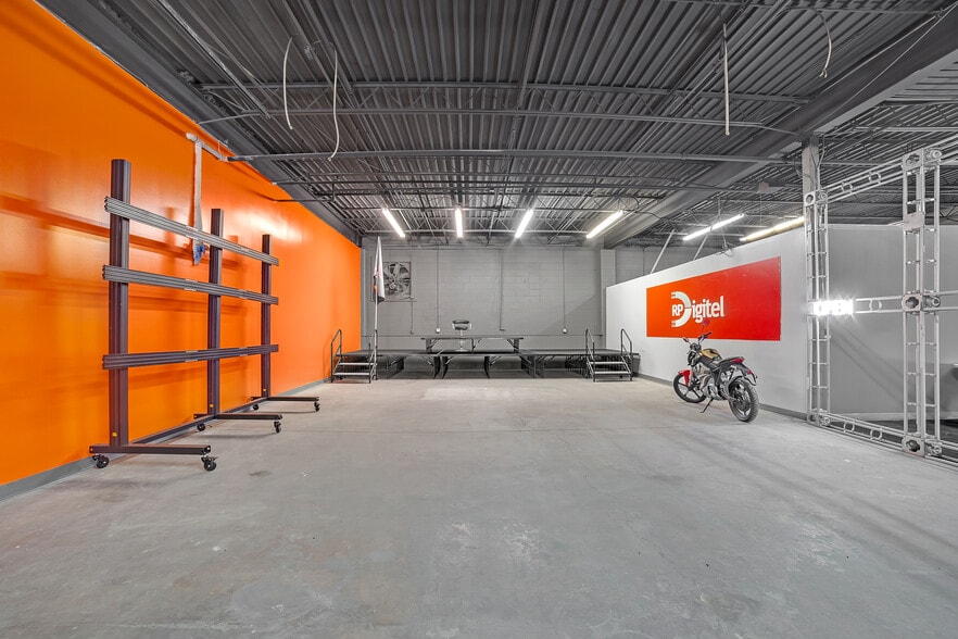 More Photos Of 4250 S 76th East Ave, Tulsa Warehouse For Sale