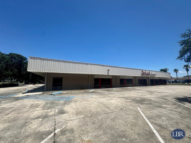 More Photos Of 6175 Babcock St SE, Palm Bay Freestanding For Lease