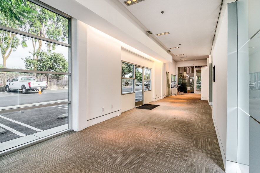 More Photos Of 17200-17288 Red Hill Ave, Irvine Flex For Lease