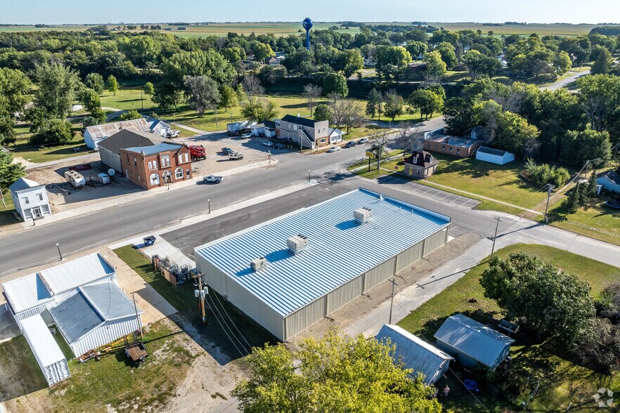 More Photos Of 113 E Main Ave, Rockford Convenience Store For Sale