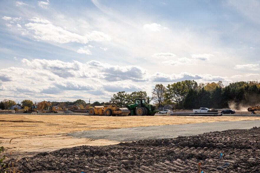 More Photos Of County Seat Hwy, Georgetown Land For Lease