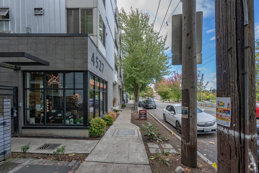 More Photos Of 4525 Rainier Ave S, Seattle Apartments For Lease