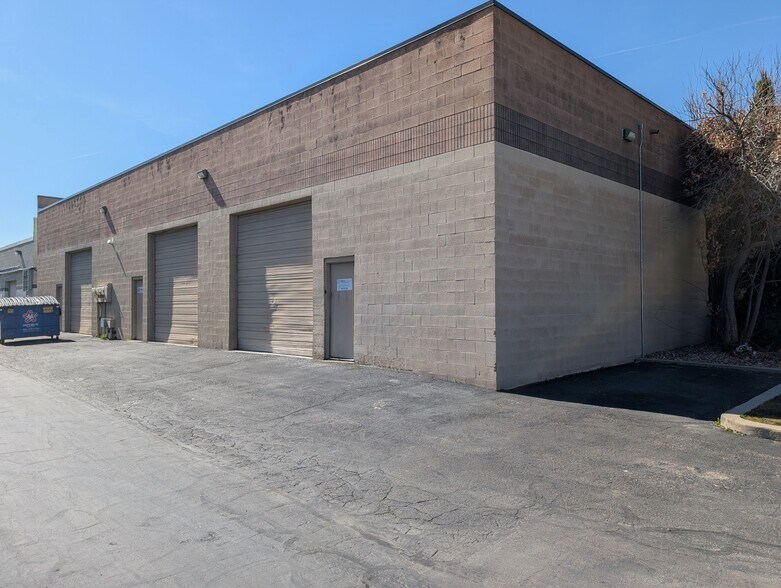 More Photos Of 6111 S Stratler St, Murray Flex For Lease