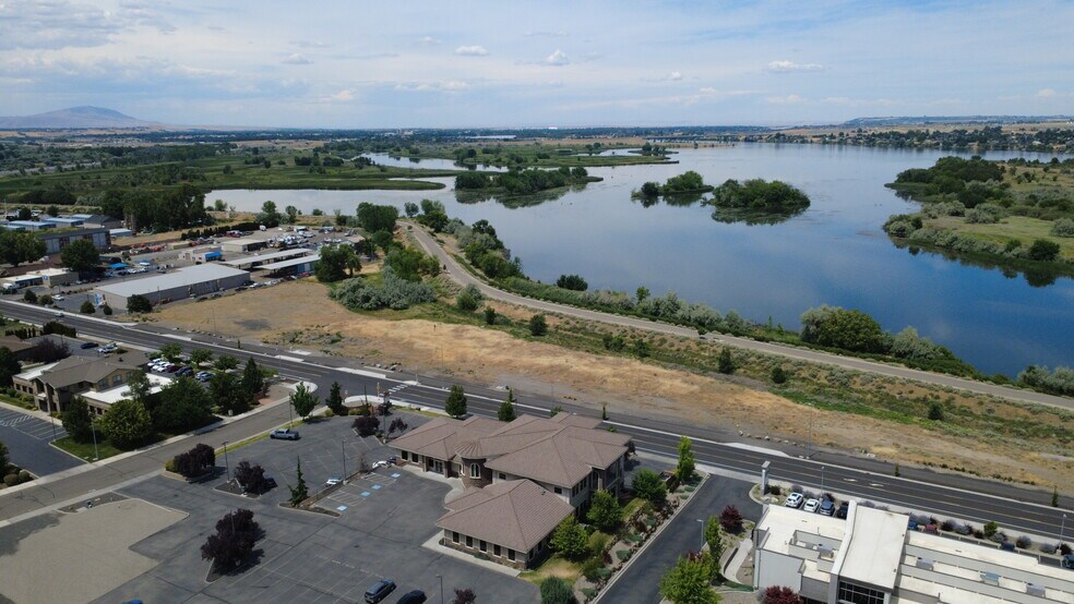 More Photos Of NKA Columbia Park Trail, Richland Land For Sale
