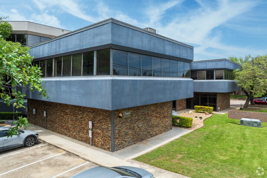 Primary Photo Of 11130 Jollyville Rd, Austin Office For Lease