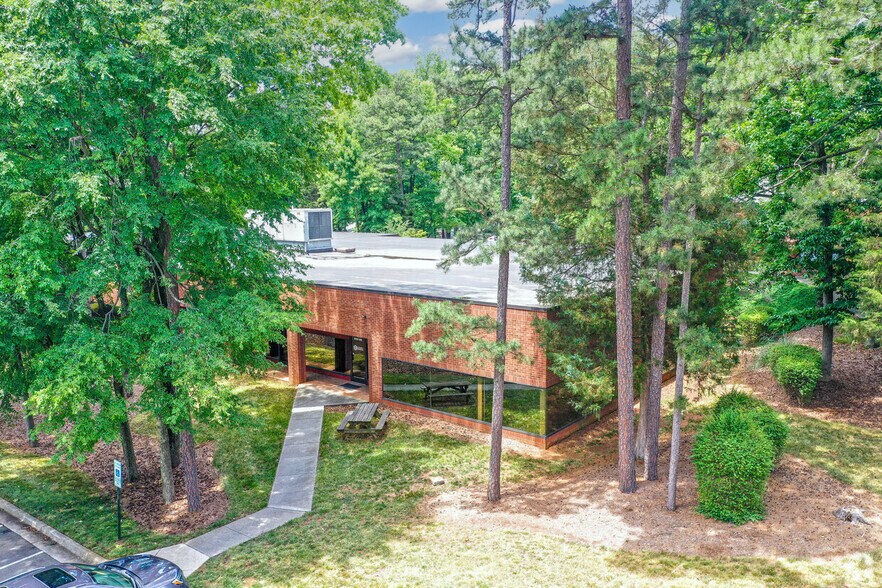 More Photos Of 5727 Westpark Dr, Charlotte Medical For Lease