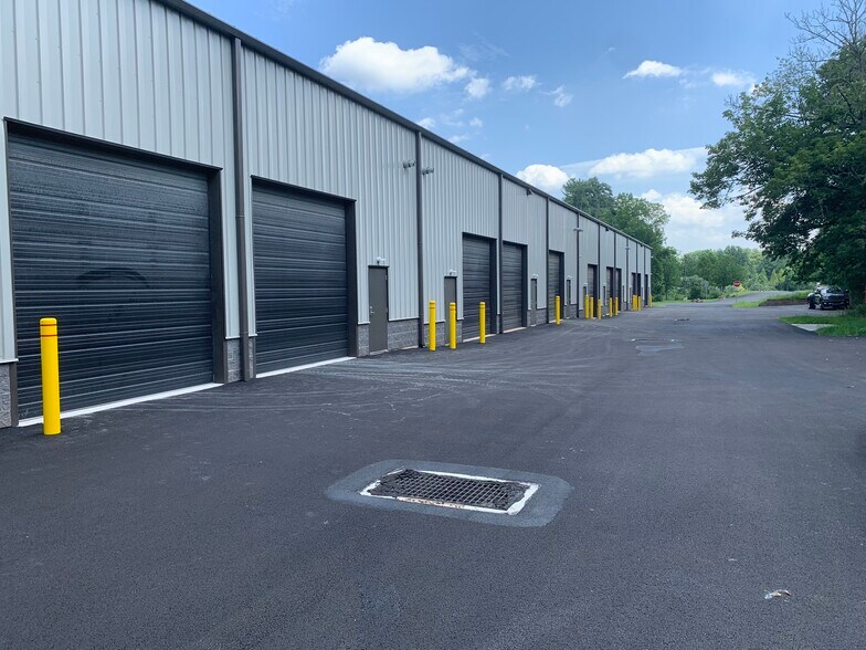 Primary Photo Of 44 Industrial Drive, New Britain Distribution For Lease