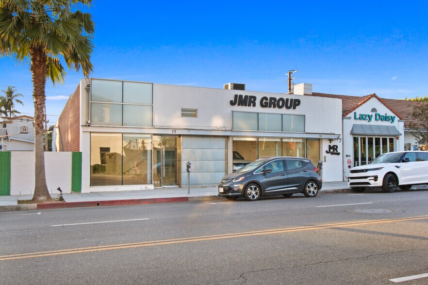 More Photos Of 165-171 S Robertson Blvd, Beverly Hills Storefront For Lease