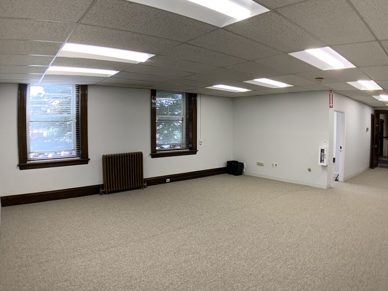 More Photos Of 1950 Massachusetts Ave, Cambridge Office Residential For Lease
