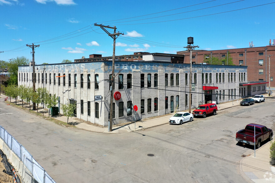 Primary Photo Of 1400 NE Van Buren St, Minneapolis Coworking Space