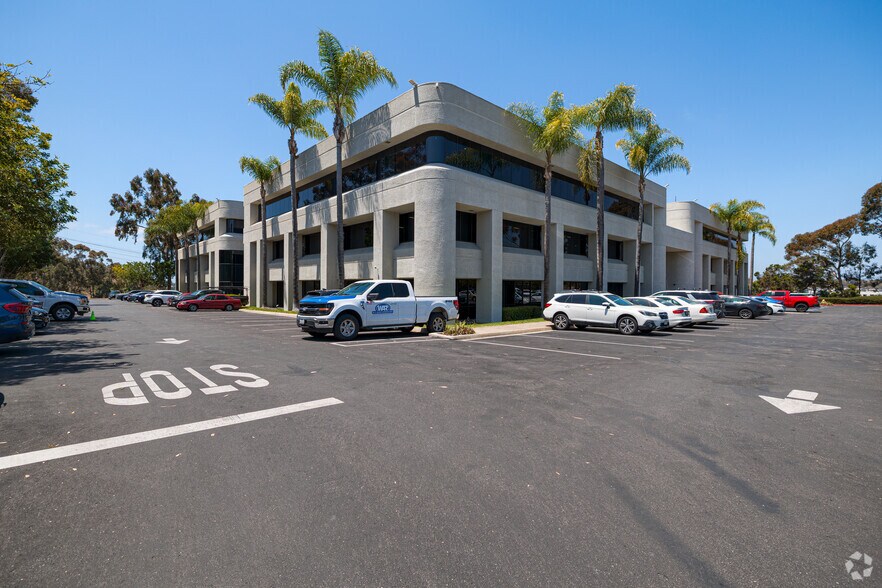 More Photos Of 7220 Trade St, San Diego Office For Lease