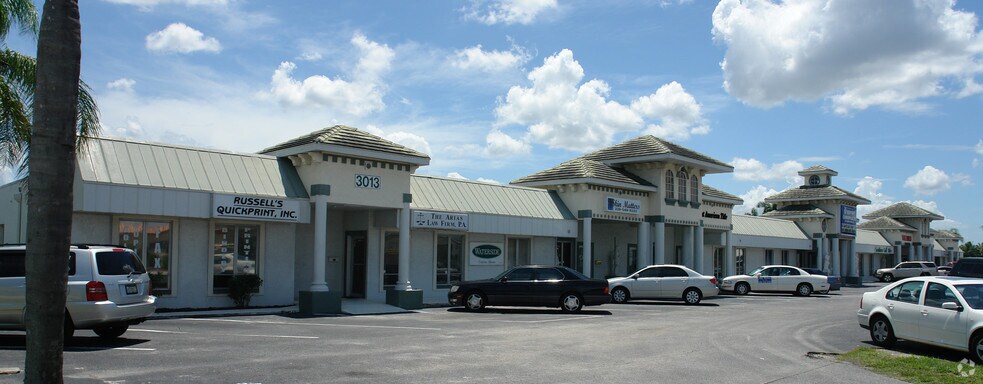 Primary Photo Of 3013 Del Prado Blvd S, Cape Coral Freestanding For Lease