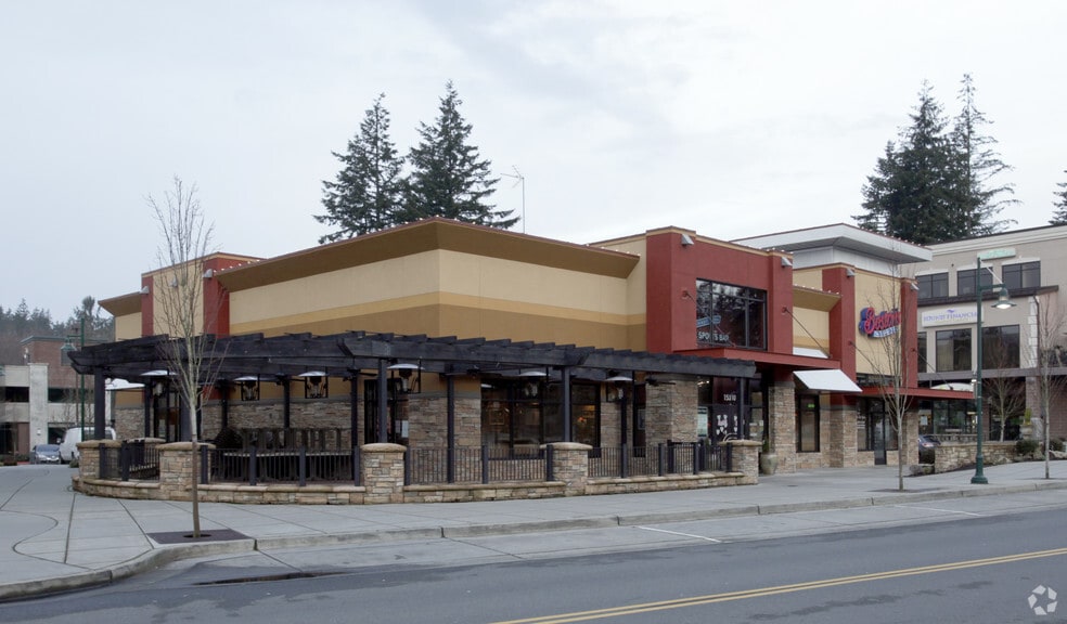 More Photos Of 15310 Main St, Mill Creek Restaurant For Lease