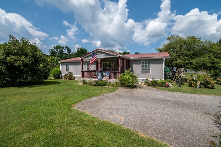 More Photos Of 3655 Neese Commerce Rd, Hull Multifamily For Sale