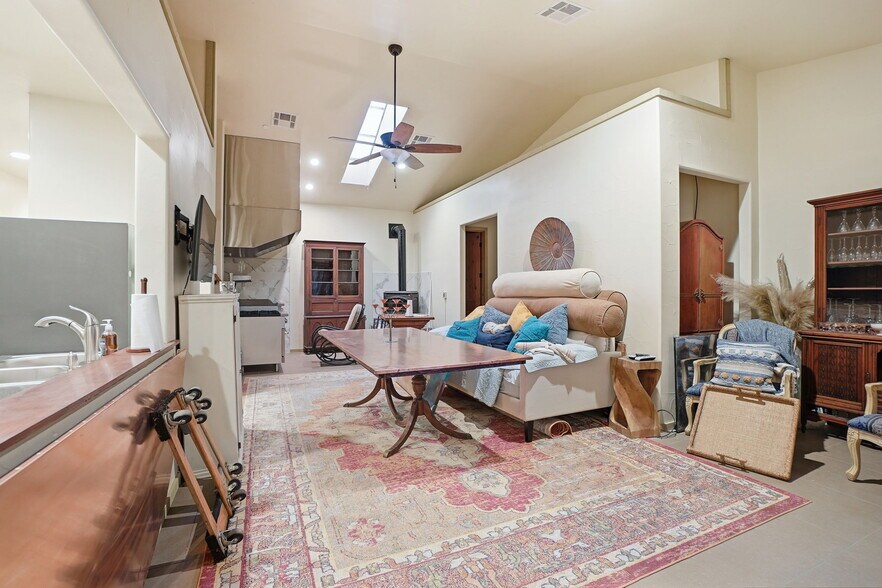 More Photos Of 21645 Parrotts Ferry Rd, Sonora Specialty For Sale