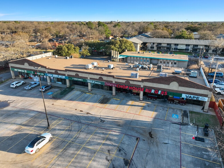 More Photos Of 1700 W Park Row Dr, Arlington Unknown For Lease