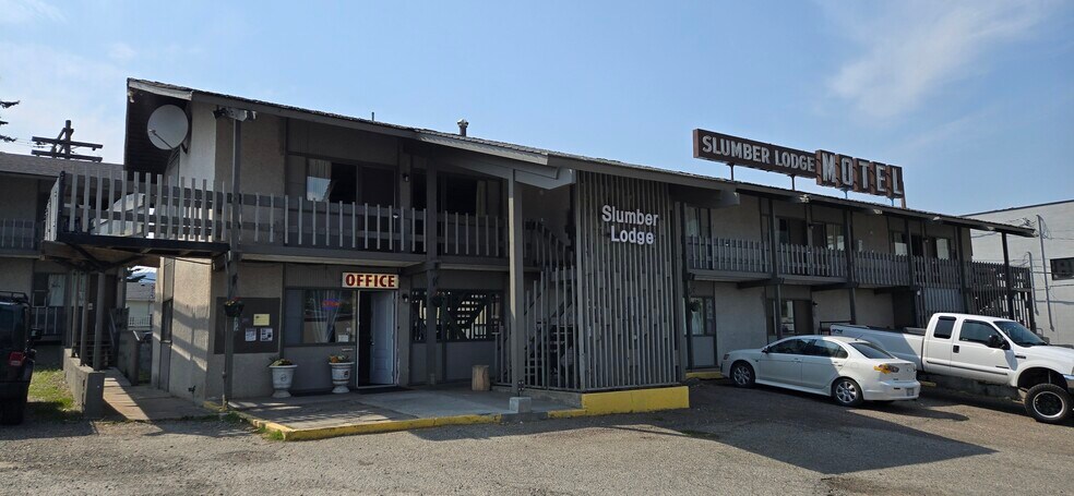 More Photos Of 27 Seventh Ave S, Williams Lake Hotel For Sale