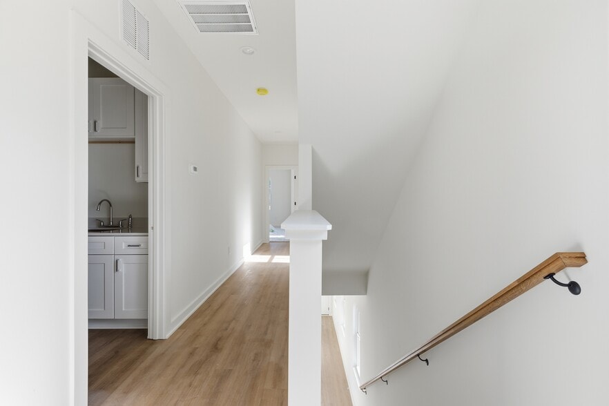 More Photos Of 3824 Mitchell Mill Rd, Raleigh Apartments For Sale