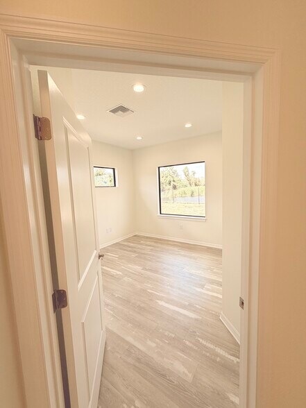 More Photos Of 10348-10350 White Viburnum Way @ Gibsonton Drive, Riverview Office For Sale