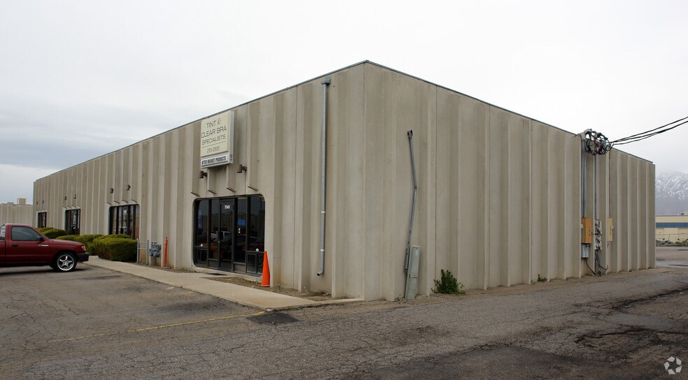 More Photos Of 7023-7045 S 400 W, Midvale Light Distribution For Lease