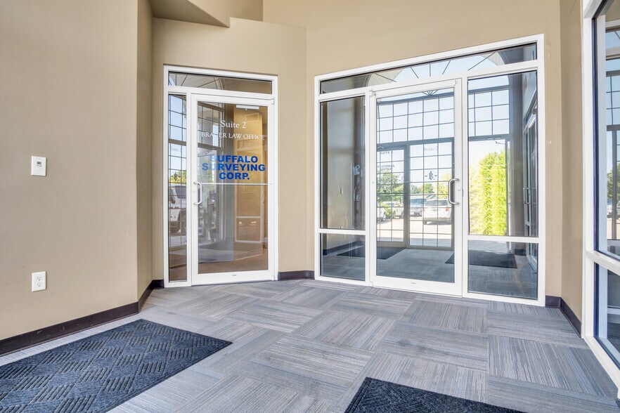 More Photos Of 5308 Parklane Dr, Kearney Serviced Offices For Sale