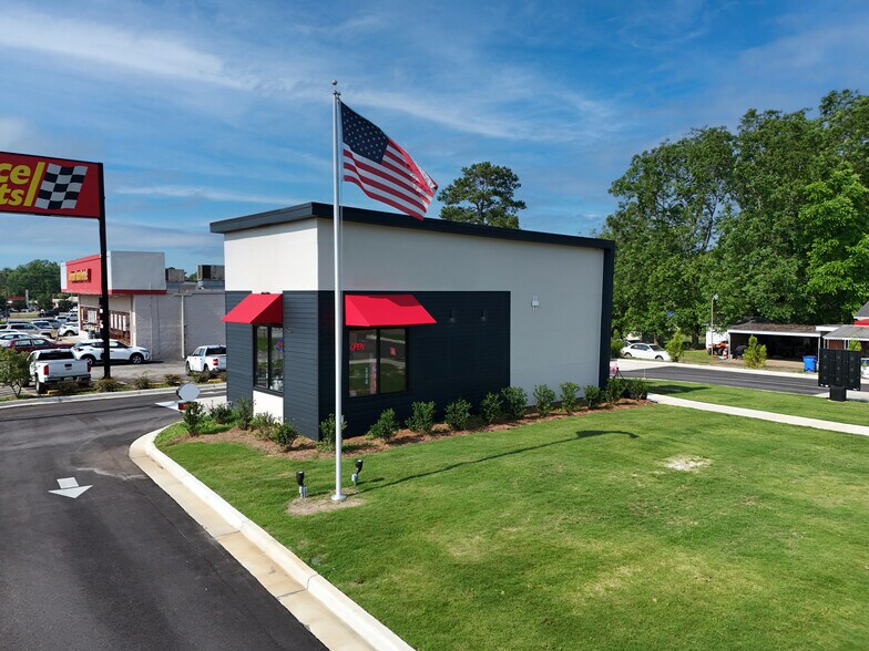 More Photos Of 400 S Memorial Dr, Prattville Fast Food For Sale