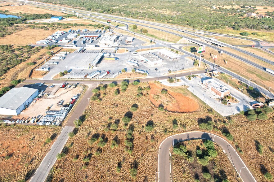 More Photos Of 0000 IH 35 Frontage, Cotulla Land For Sale