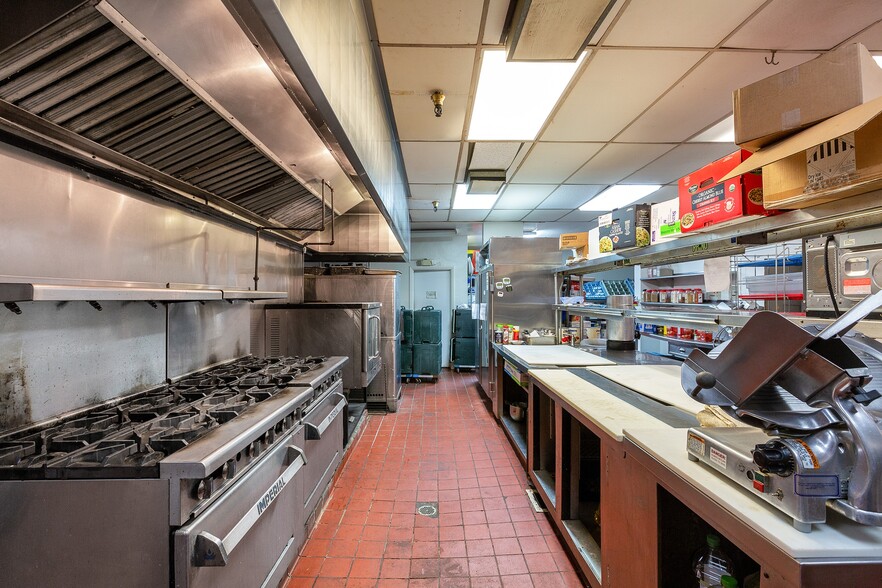 More Photos Of 2064 Orange Tree Ln, Redlands Lodge Meeting Hall For Sale