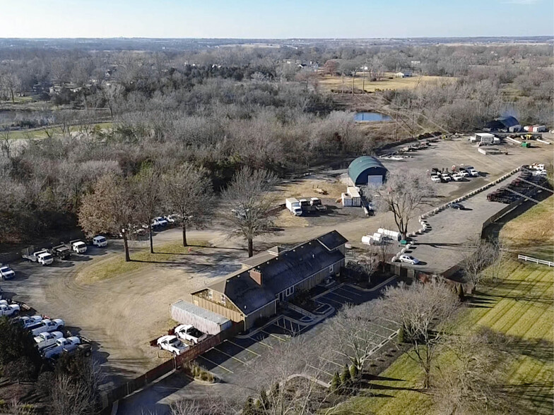 Primary Photo Of 19160 Metcalf Ave, Stilwell Office For Lease