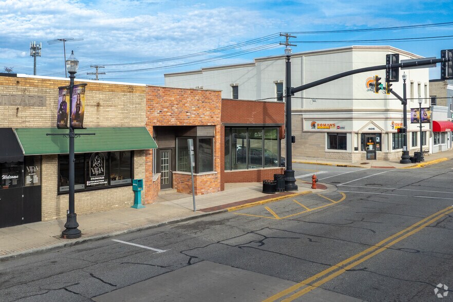 More Photos Of 347 Main St, Hobart General Retail For Lease