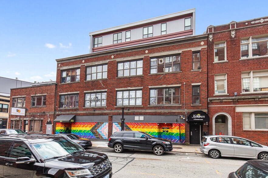 More Photos Of 71 Richmond St, Providence Office Residential For Lease