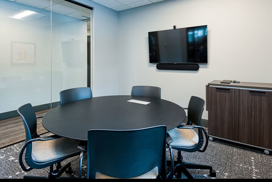 More Photos Of 1823 Ford St, Golden Office Residential For Lease