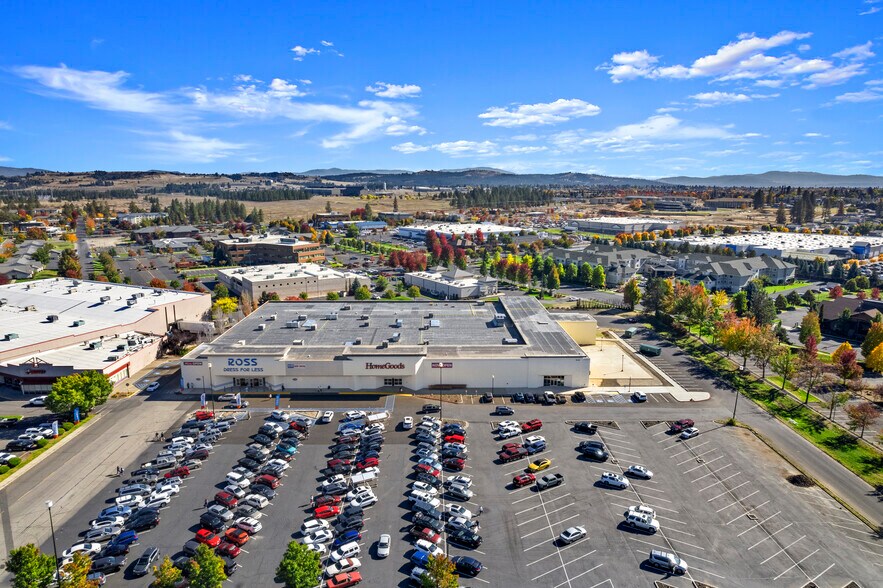 More Photos Of 9520 N Newport Hwy, Spokane Storefront For Sale