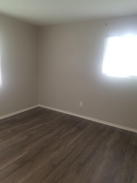 More Photos Of 9616 E 23rd St S, Independence Multifamily For Sale