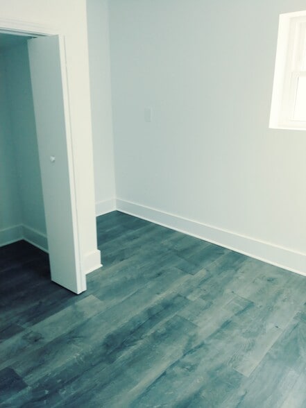 More Photos Of 1092 Sells Ave SW, Atlanta Specialty For Sale