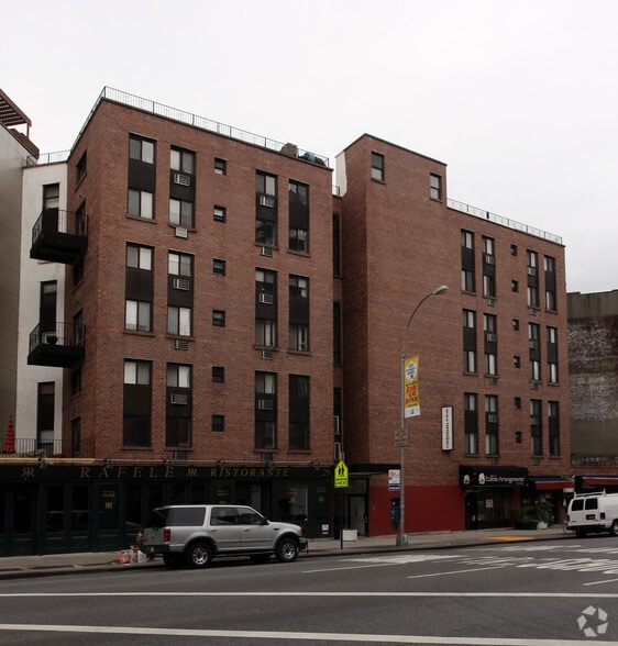 Primary Photo Of 29 Seventh Ave S, New York Apartments For Lease