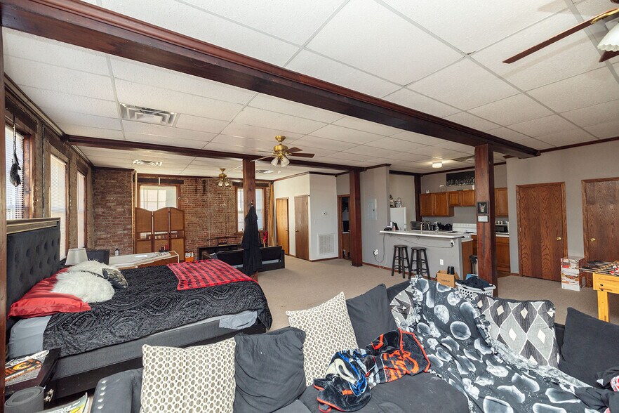 More Photos Of 116 W Pine Ave, El Dorado Office Residential For Sale