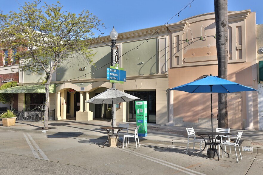 More Photos Of 419 E Main St, Ventura Restaurant For Sale