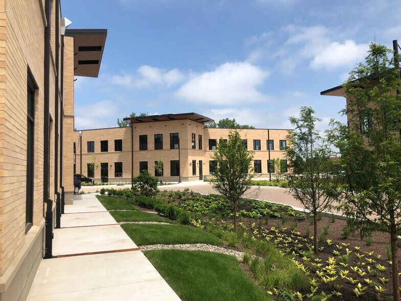 More Photos Of 2213 Main St, Highland Unknown For Sale