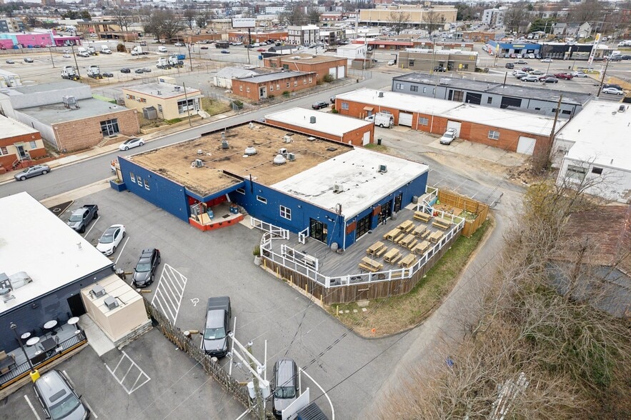 More Photos Of 704 Dawn St, Richmond Warehouse For Sale