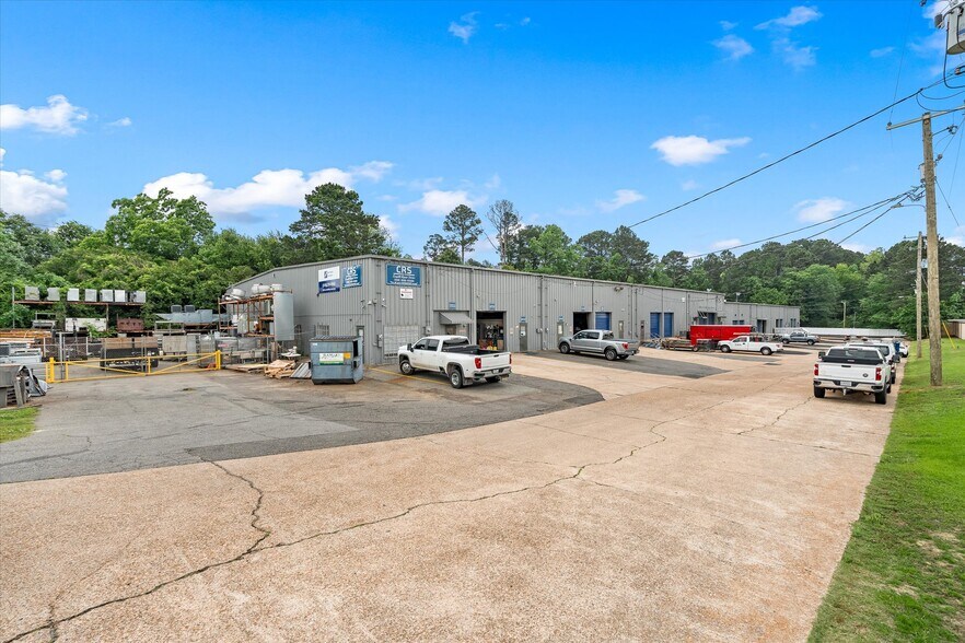 More Photos Of 5904 Financial Plz, Shreveport Industrial For Lease